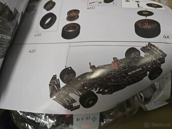 Stavebnice Technic Mercedes-AMG F1 W14 E (náhrada) - 5