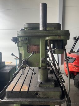 Řadové vrtačky V20A - 5