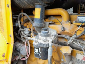 Lesní traktor JOHN DEERE 548 GIII klěšťák - 5