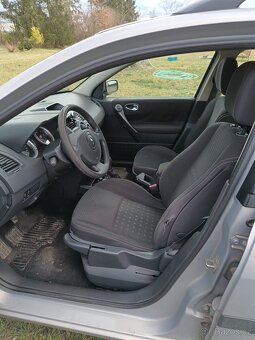 Renault Megane - 5