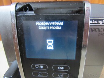 Nabízím kávovar Delongi . Nefunkční. Nečerpá vodu. Dál netes - 5