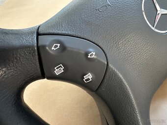 Volant w203 C-classe - 5