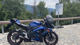 Suzuki GSXR 600 K7 - 5