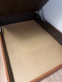 postel 140x200 s velkým úložným prostorem - 5