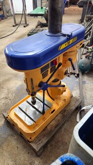 Stojanová vrtačka V16 - 5