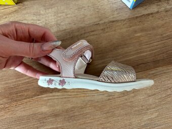 Kožené sandále Pablosky - 5