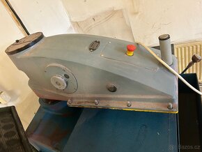 Hydraulický vysekávací lis - 5