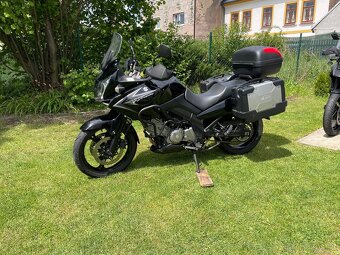 Suzuki DL650 V-Strom - 5