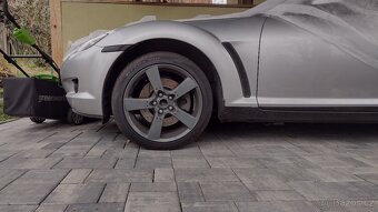 Kola a pneu 225/45 R18 - 5