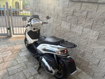 Piaggio Beverly 400 Tourer 2009 - 5