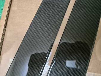 dekorační polep B sloupků dveří carbon design VW Golf VI od - 5