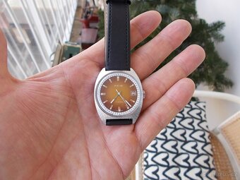 krasne funkcni mene vidane hodinky 17 jewels prim rok 1973 - 5