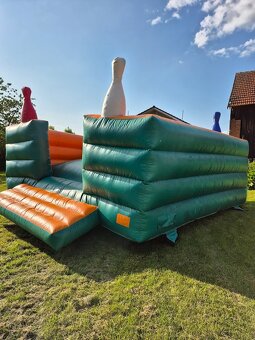 Skákací nafukovací hrad velký, vel. cca: 6m x 5m - 5