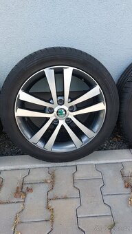 Alu kola 5x112 r17 CYGNUS originál Škoda Octavia II - 5