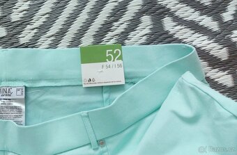 NOVÉ DÁMSKÉ ELASTICKÉ LETNÍ 3/4 KALHOTY - vel. 52 - 5