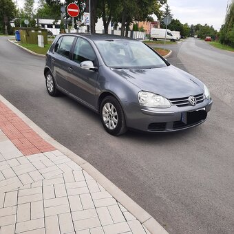 Volkswagen golf 5 2.0tdi,103kw,221000km. - 5