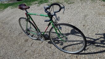 Silnični kolo nové pláště - 5