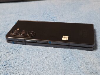 Prodam Samsung Galaxy Fold 5 - 5