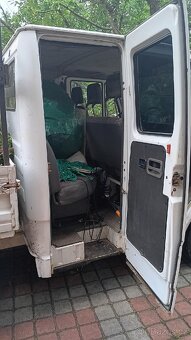 Mercedes Benz 310d - 5