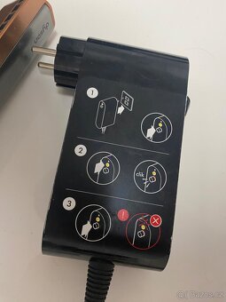 Žehlička na vlasy Dyson Airstrait - 5