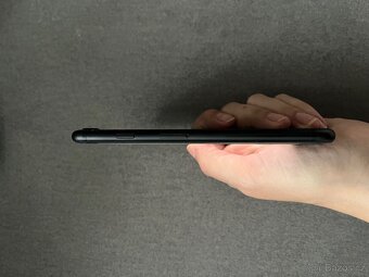 iPhone 7 - černý - 128 GB - 5