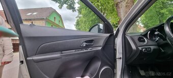Prodám Chevrolet Cruize 2l - 5