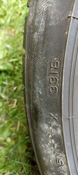 prodám 1 kus zimní pneu Firestone 225/40R18-07 - 5