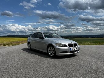 Bmw E90 325i - 5
