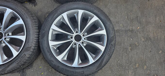 BMW 5 (F10, F11) alu originál sada R18 - 5