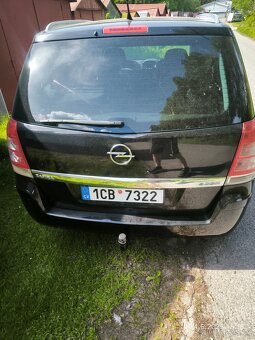 Opel Zafira b 1.6 85kw 2010 - 5