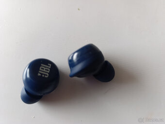 TWS sluchátka JBL LIVEFREE NC + - 5