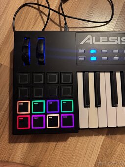 Alesis V49 – MIDI klávesy - 5