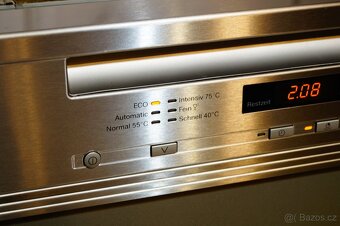 Miele myčka nerezová vestavná G 6100 , tři koše - 5