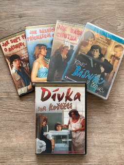 DVD / pohlednice / časopisy / kabely-redukce-adaptéry - 5