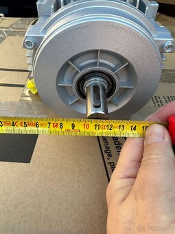 Elektromotor 1,5kW, tříproudový 380V 1405ot./min - 5
