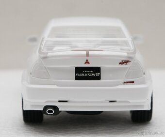 MITSUBISHI LANCER EVO VI (1999) - hotový model (1:24) - 5