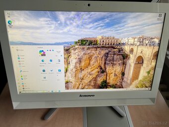 Lenovo IdeaCentre C40-30 Core i3 500Gb / 8Gb ram - 5