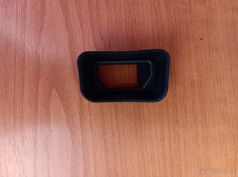 Očnice EP-13 k Olympusu OM-DE-M1 - 5