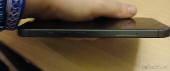 Apple iphone17,256GB cerny - 5