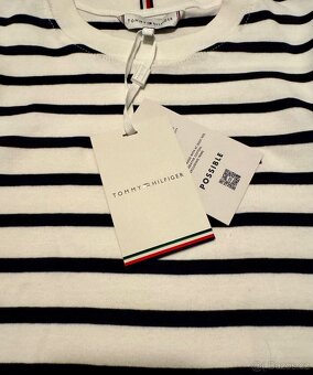 Nové dámské tričko Tommy Hilfiger vel. XS - 5