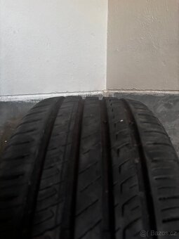 Barum Bravuris 255/40 r19 - 5