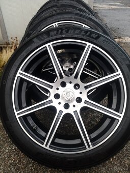 Kola Audi - 5