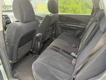 Hyundai TUCSON 2,0 i - 5