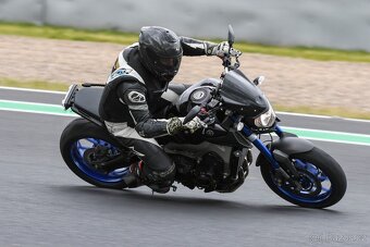 Yamaha MT 09 - 5