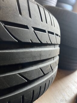Sada originálních disků BMW a letních pneu Bridgestone BMW 2 - 5