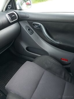 Seat Leon benzín - 5