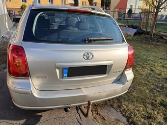 Toyota T25 Avensis - 5