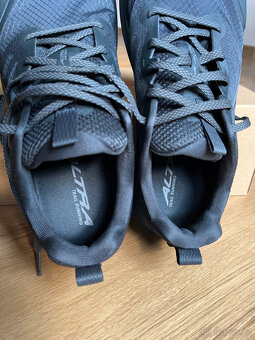 Boty Altra Lone Peak 9+ Wide - Black, vel. 45 - 5