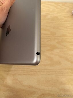 Apple IPad 9.7 (2018) - 5