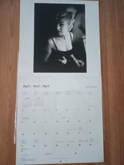 Marilyn Monroe kalendář a LP set - 5